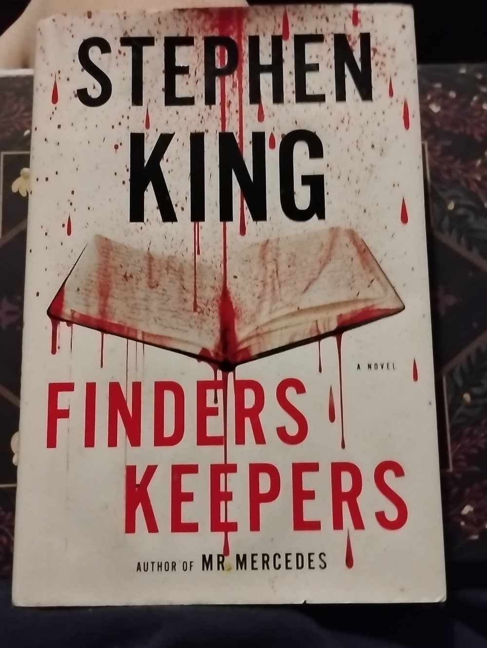 Stephen King Finders Keepers Notebook - White & Red Graphic Cover